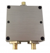 1 TO 2 RF SPLITTER, SMB TYPE (700~2700 MHz)